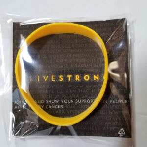 LIVESTRONG BRACELETS 3 PACK ADULT SIZE SILICONE WRISTBANDS YELLOW LIVE STRONG BRACELET RUBBER BRACELETS