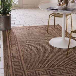 Unique Loom Outdoor Border Collection Area Rug - Greek Key (7' 1" x 10' Rectangle, Brown/ Light Brown)