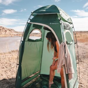 Stansport Deluxe Privacy Shelter (739)