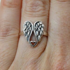 FashionJunkie4Life Sterling Silver Angel Wings Heart Ring (7)