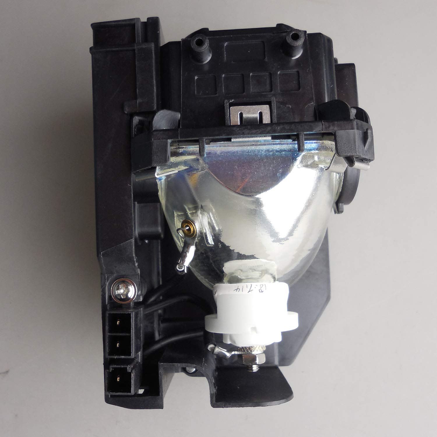 CTLAMP VT85LP / 50029924 Replacement Projector Lamp with Housing VT85LP compatible with NEC VT480 VT490 VT491 VT495 VT580 VT590 VT595 VT695 VT590G