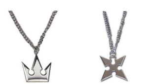 xofoao kingdo heart sora's crown & roxas's cross necklaces