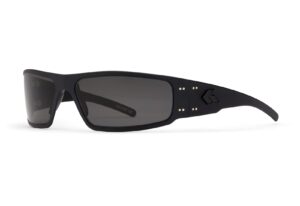 gatorz eyewear, magnum model, aluminum frame sunglasses - blackout tactical style/smoked polarized lens