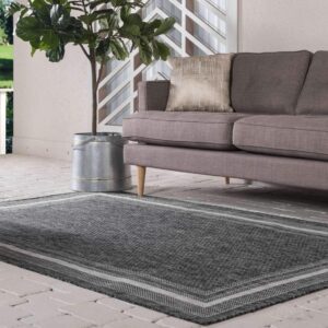 Unique Loom Outdoor Border Collection Area Rug - Soft Border (7' 1" x 10' Rectangle, Black/ Ivory)