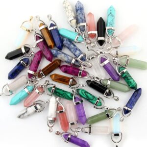 Mutilcolor 14pcs Bullet Shape Healing Pointed Chakra Pendants sugilite Quartz Crystal Stone Charm Randow Color for Necklace Making