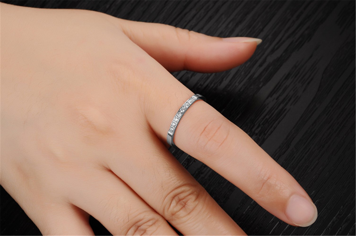 Fashion Month Women 2mm Titanium Stainless Steel Cubic Zirconia CZ Inlay White Gold Ring Wedding Engagement Silver Band Size 4