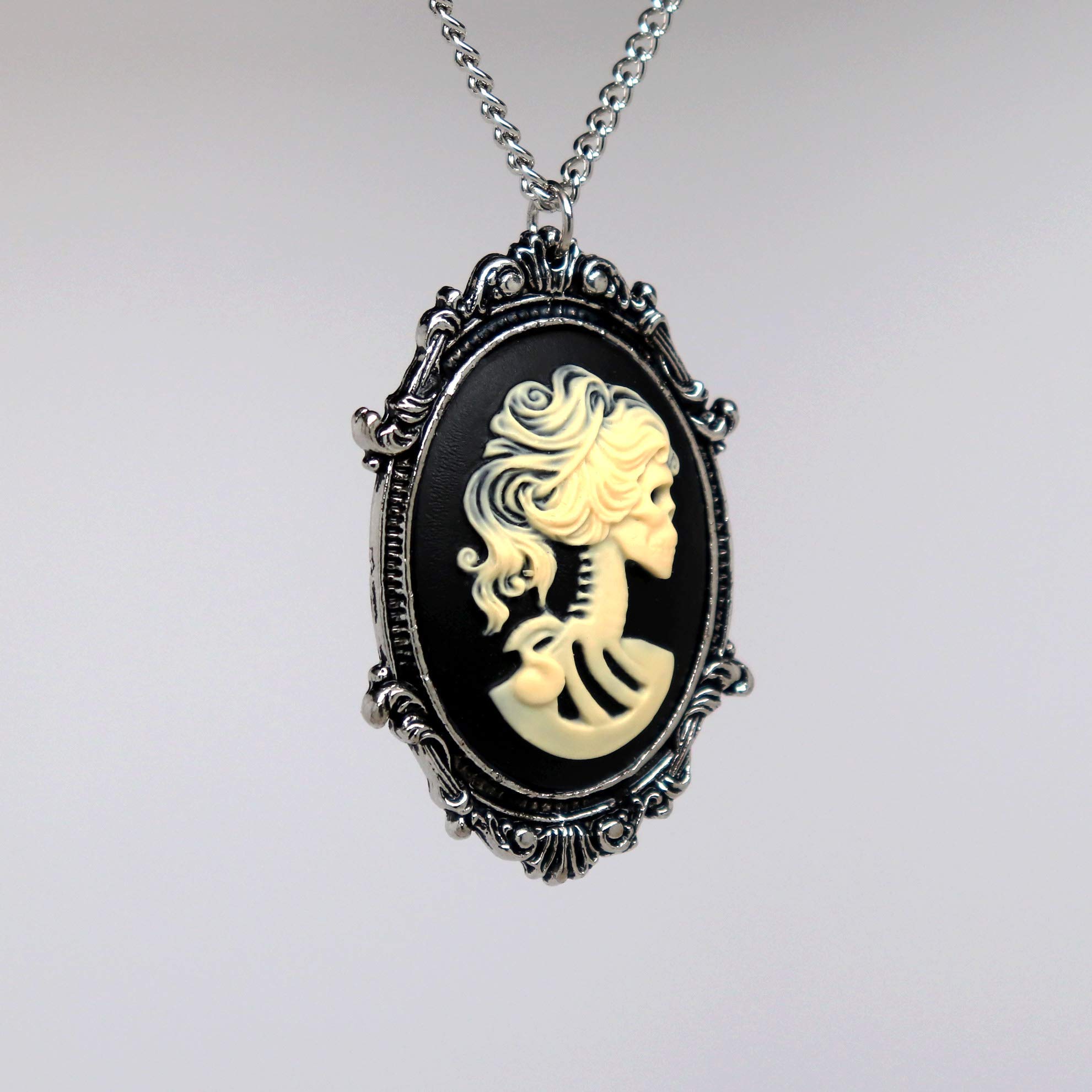 Real Metal Gothic Lolita Skull Cameo in Pewter Frame Pendant Necklace