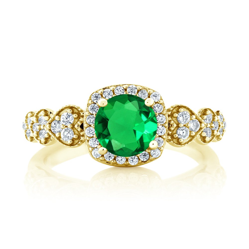 Gem Stone King 18K Yellow Gold Plated Silver Green Simulated Emerald Women Engagement Ring (1.09 Cttw, Round 6MM, Available in size 5, 6, 7, 8, 9)