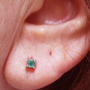 14k White Gold Round 4 Prong Genuine Emerald Stud Earrings