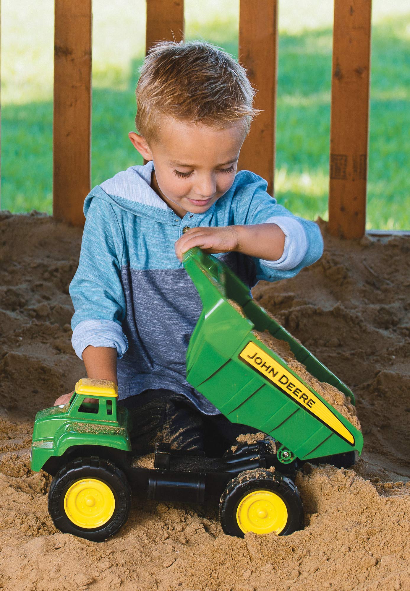 TOMY John Deere 15" Big Scoop Dump Truck with Sand Tools, Brown/a