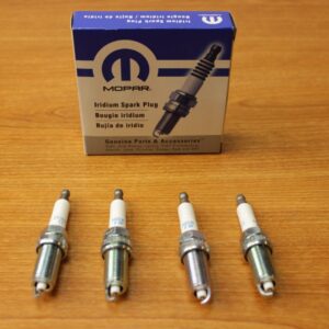 Chrysler 300 Dodge Jeep 5.7L 6.4L Set Of Sixteen (16) Spark Plugs OEM