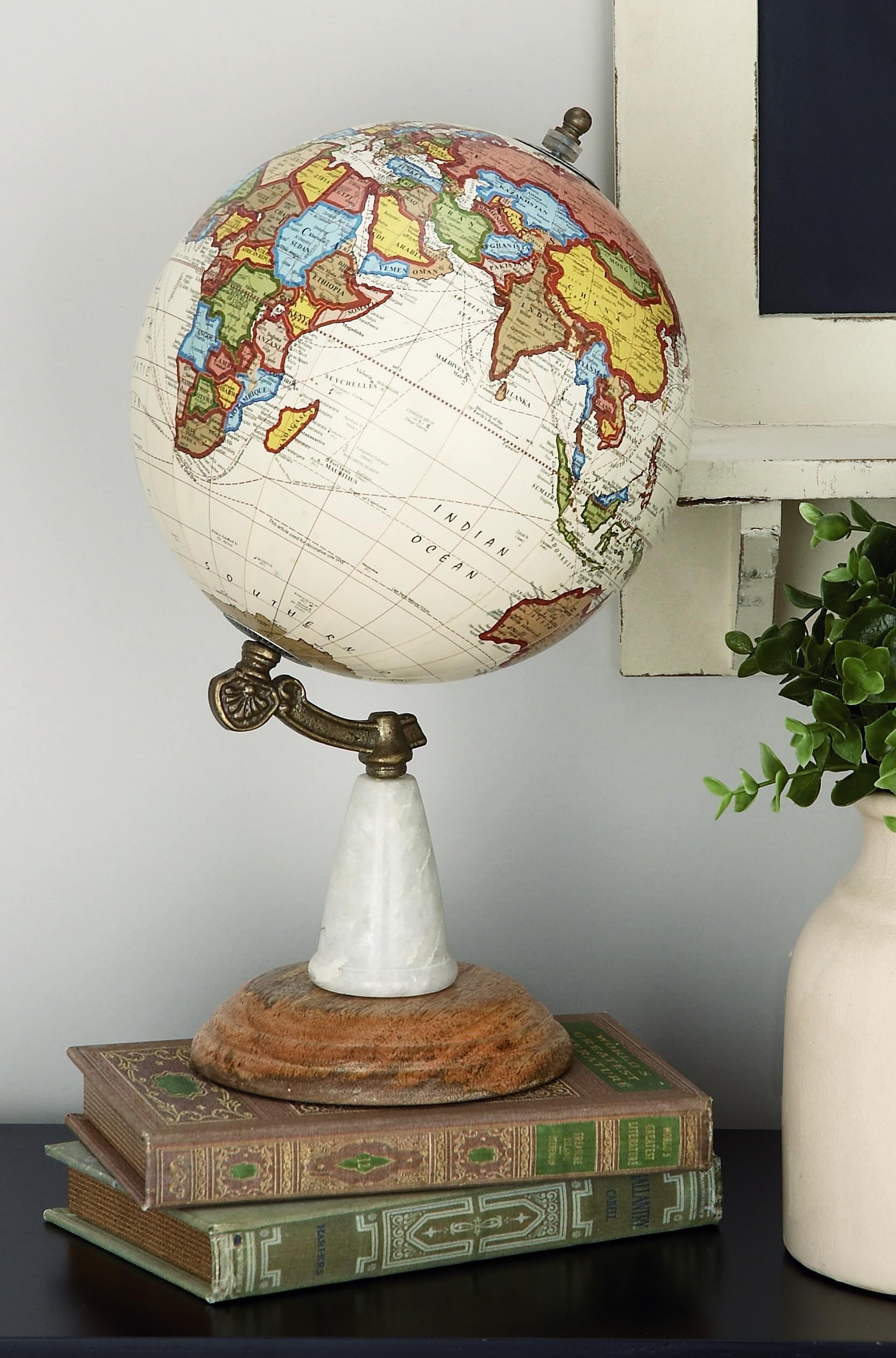 Deco 79 Mango Wood Globe, 8" x 8" x 14", White