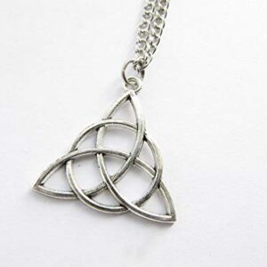 Silver Celtic Knot Triquetra Pendant Necklace // Alternative // Pagan // Charmed