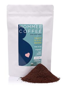 mommee coffee half caf ground low acid coffee - 100% arabica organic coffee beans with smooth caramel flavor - medium grind for drip, reusable one cup filters - 11 oz