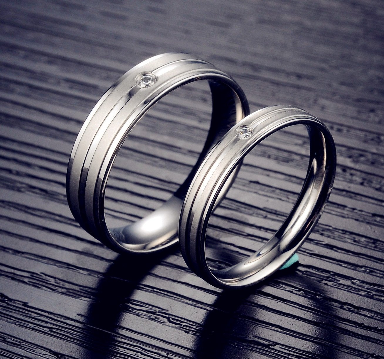 His or Hers Matching Set Titanium Stainless Steel Couple Wedding Band Set in a Gift Box