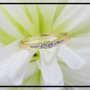 Dazzlingrock Collection 0.13 Carat (ctw) Round White Diamond Ladies Bridal Promise 3 Stone Engagement Ring, 10K Yellow Gold, Size 5.5