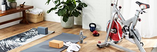 Gaiam Yoga Block & Yoga Strap Combo Set - Yoga Block with Strap, Pilates & Yoga Props to Help Extend & Deepen Stretches, Yoga Kit for Stability, Balance & Optimal Alignment - Grey