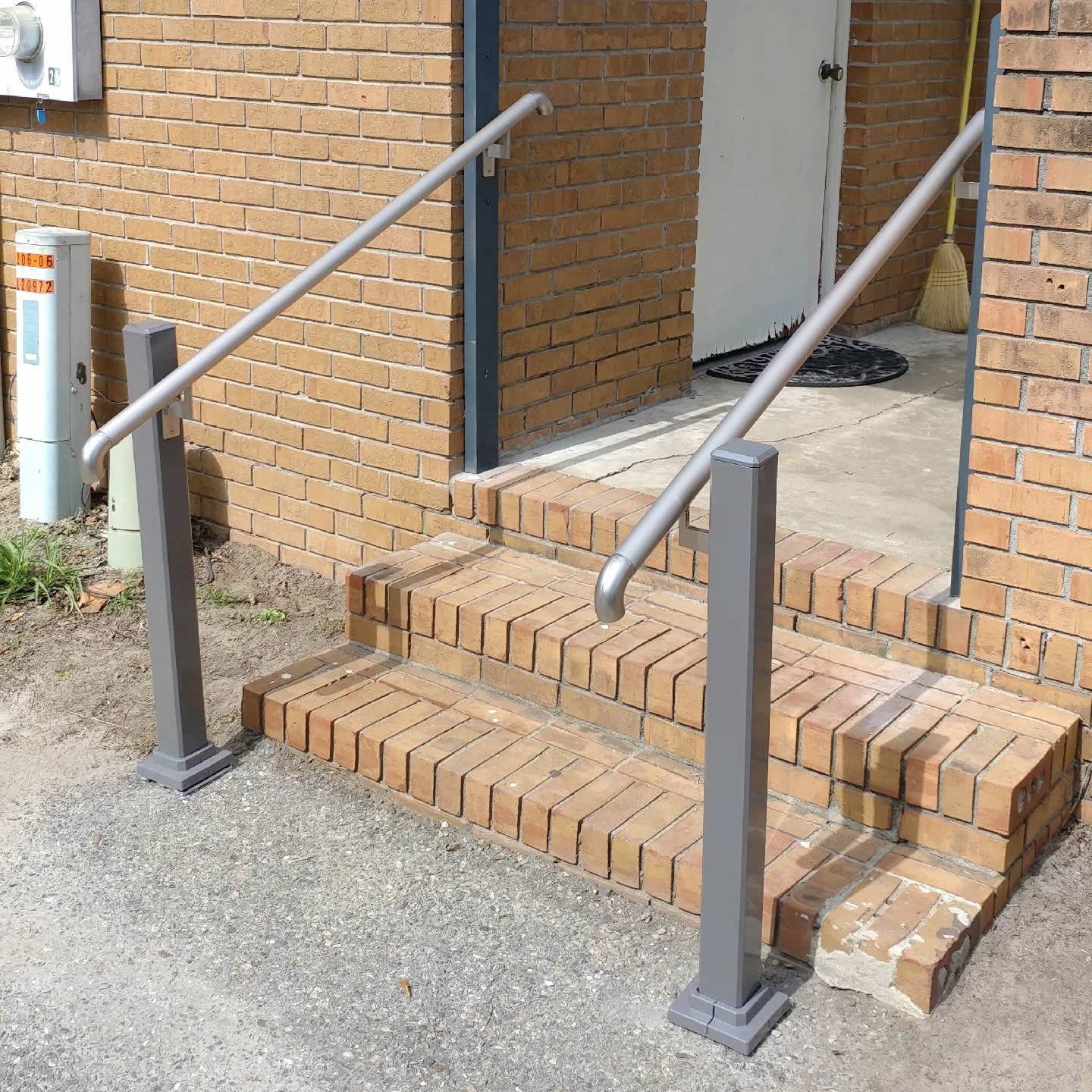 Mounting Post for Promenaid Handrail System, Aluminum, Charcoal Grey, 3"X3" Tube, 5" Square Base Flange, 37" High