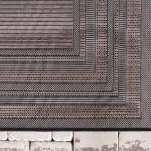 Unique Loom Outdoor Border Collection Area Rug - Multi Border (6' 1" x 9' Rectangle, Gray/ Black)