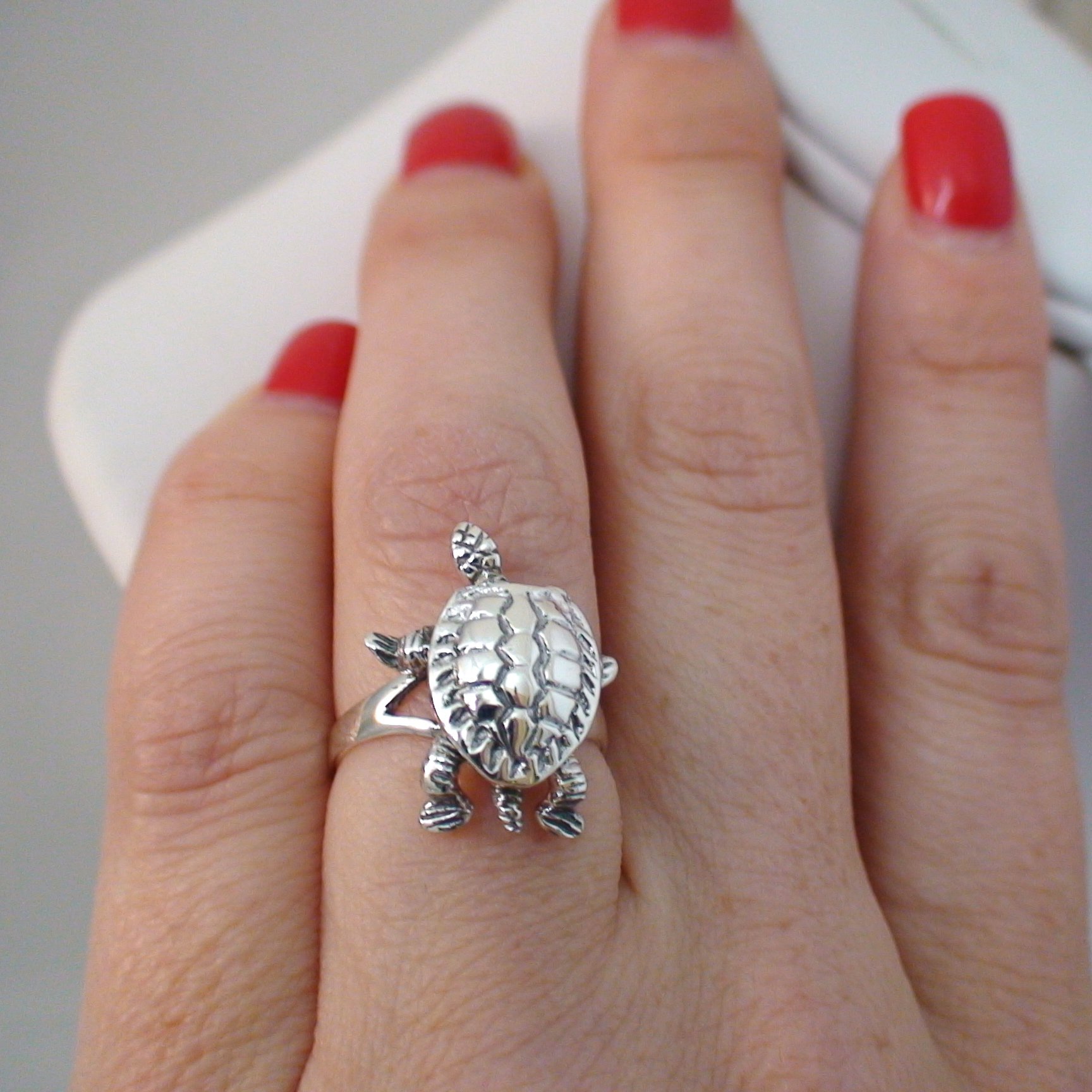 FashionJunkie4Life Sterling Silver Turtle Ring, Sizes 6-9, Tortoise Rings (9)