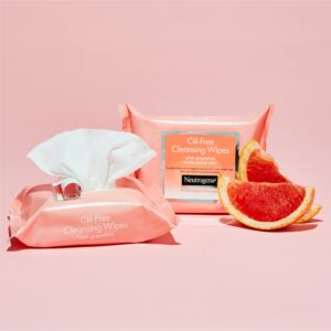 Neutrogena Oil-Free Facial Cleansing Makeup Wipes with Pink Grapefruit, Disposable & Pre-Moistened Daily Acne Face Towelettes to Remove Dirt, Oil & Makeup for Acne Prone Skin, 25 ct