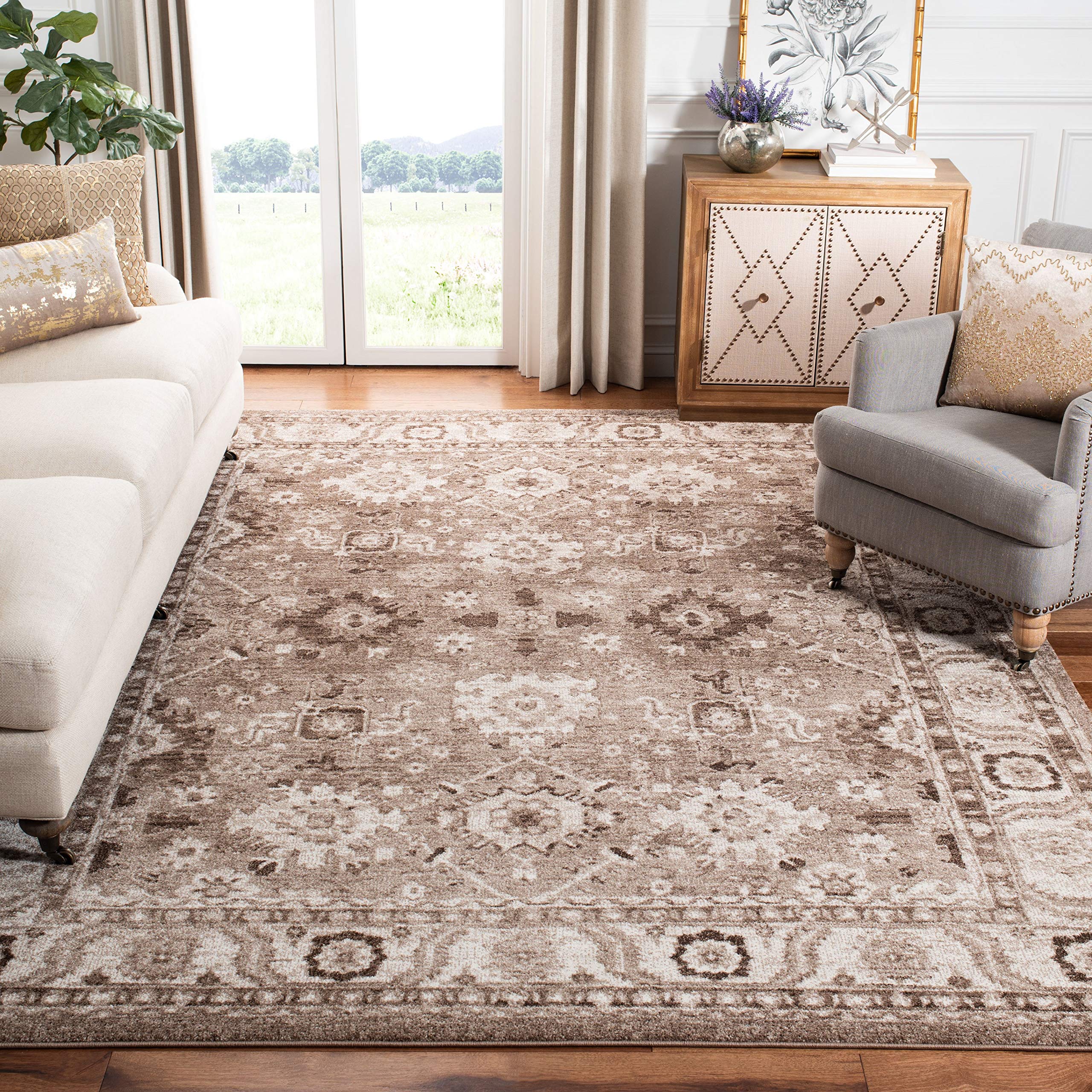 SAFAVIEH Vintage Hamadan Collection Area Rug - 6'7" x 9', Taupe, Oriental Traditional Persian Design, Non-Shedding & Easy Care, Ideal for High Traffic Areas in Living Room, Bedroom (VTH214T)