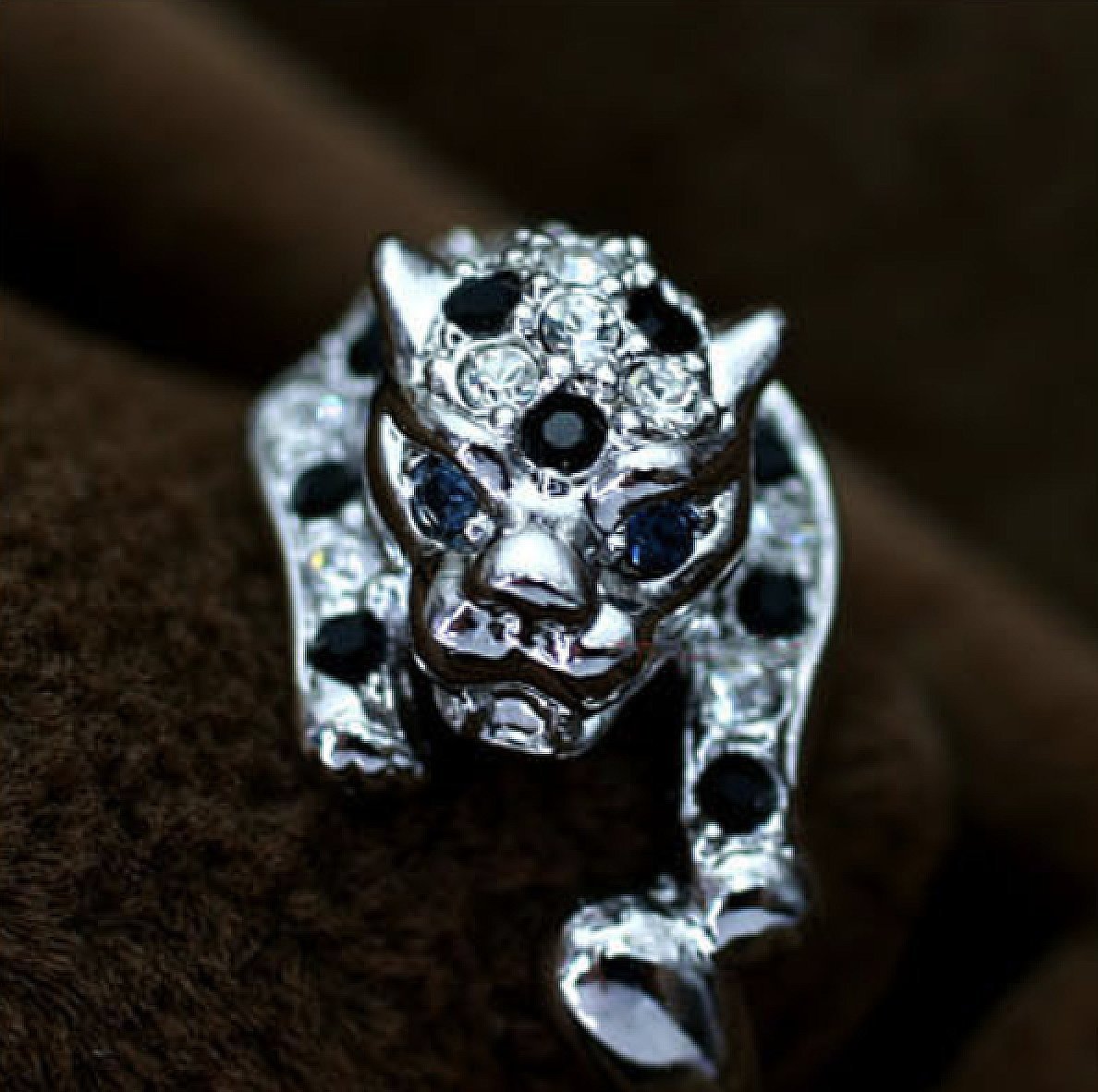 White Gold Plated Animal Leopard Ring with Clear and Black Cubic Zirconia Jaguar Sport Dots Fashion Jewelry for Women (9)