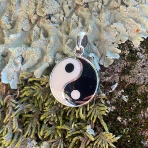 Jewelry Trends Sterling Silver Yin Yang Black and White Balance Symbol Tao Pendant