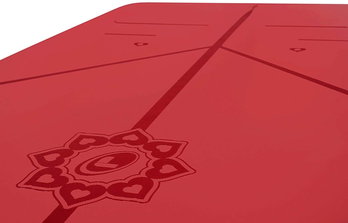 Liforme Special Yoga Mat - Patented Alignment System, Warrior-like Grip, Non-slip, Eco-friendly, sweat-resistant, Long, Wide and Thick, 4.2mm thick mat for comfort (Red)