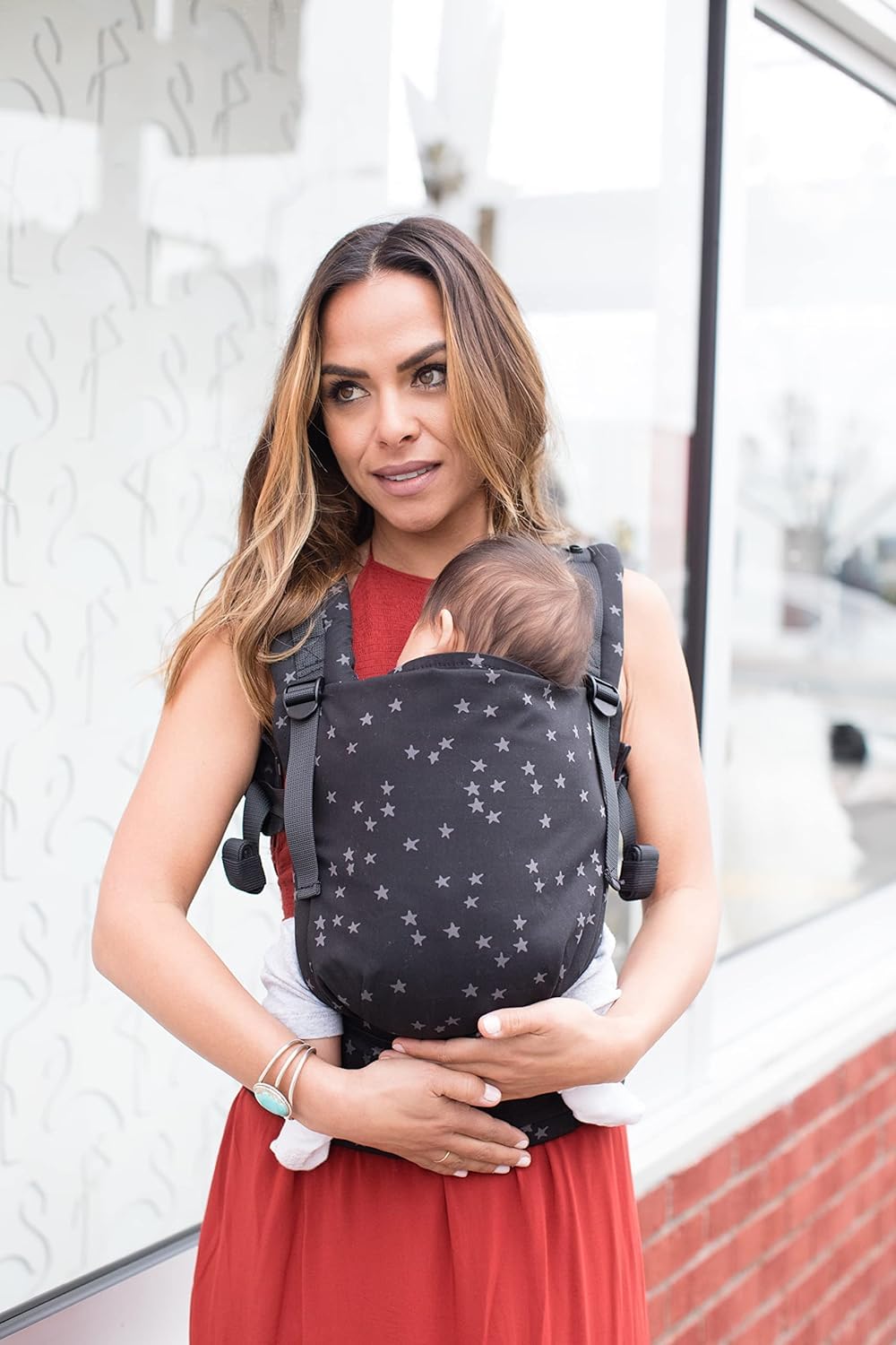 Baby Tula Discover Free-to-Grow Baby Carrier, Adjustable Newborn to Toddler Carrier, Ergonomic and Multiple Positions for 7 - 45 pounds, Black with Gray Stars