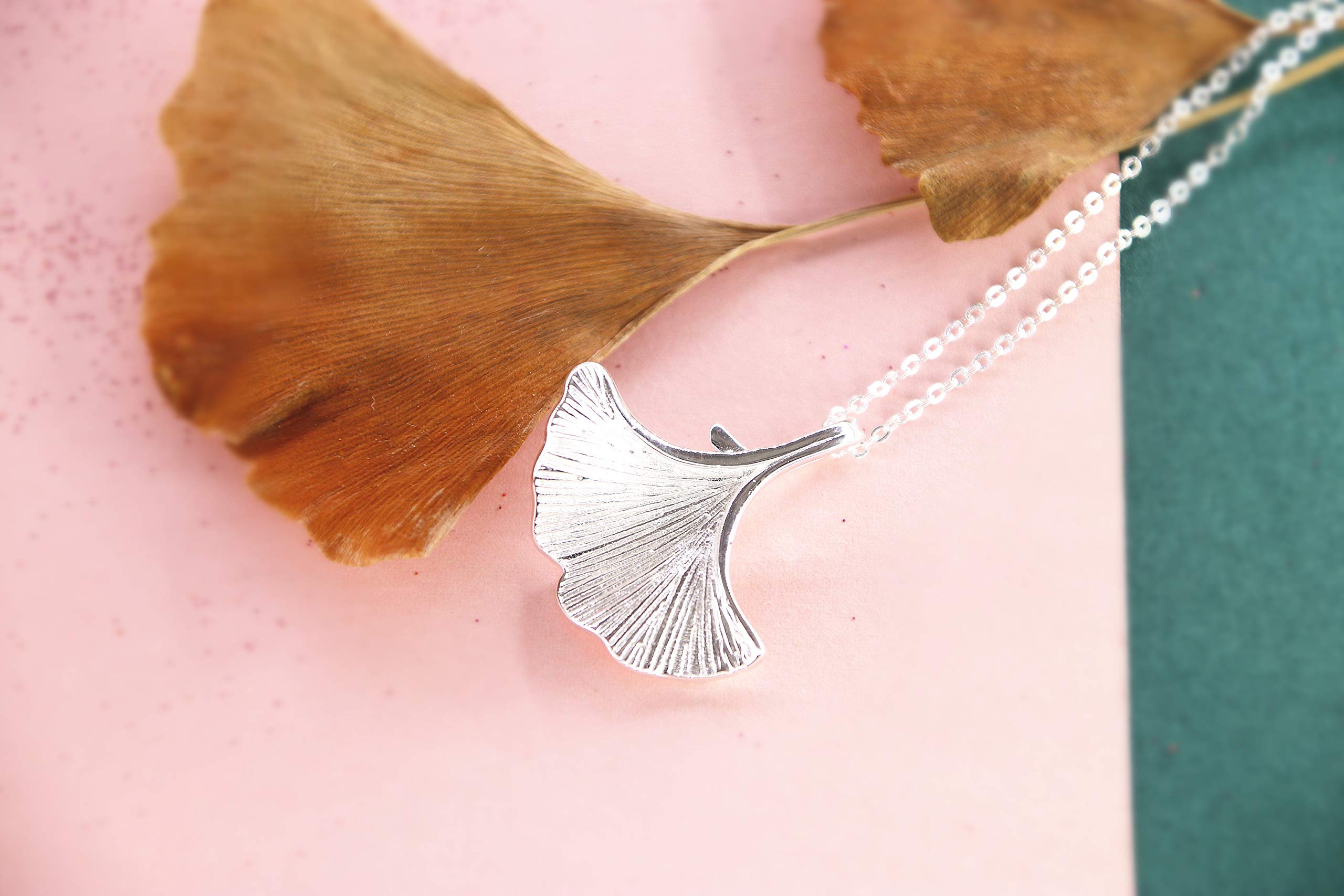 Helen de Lete 3D Ginkgo Leaf Sterling Silver Choker Necklace-silver