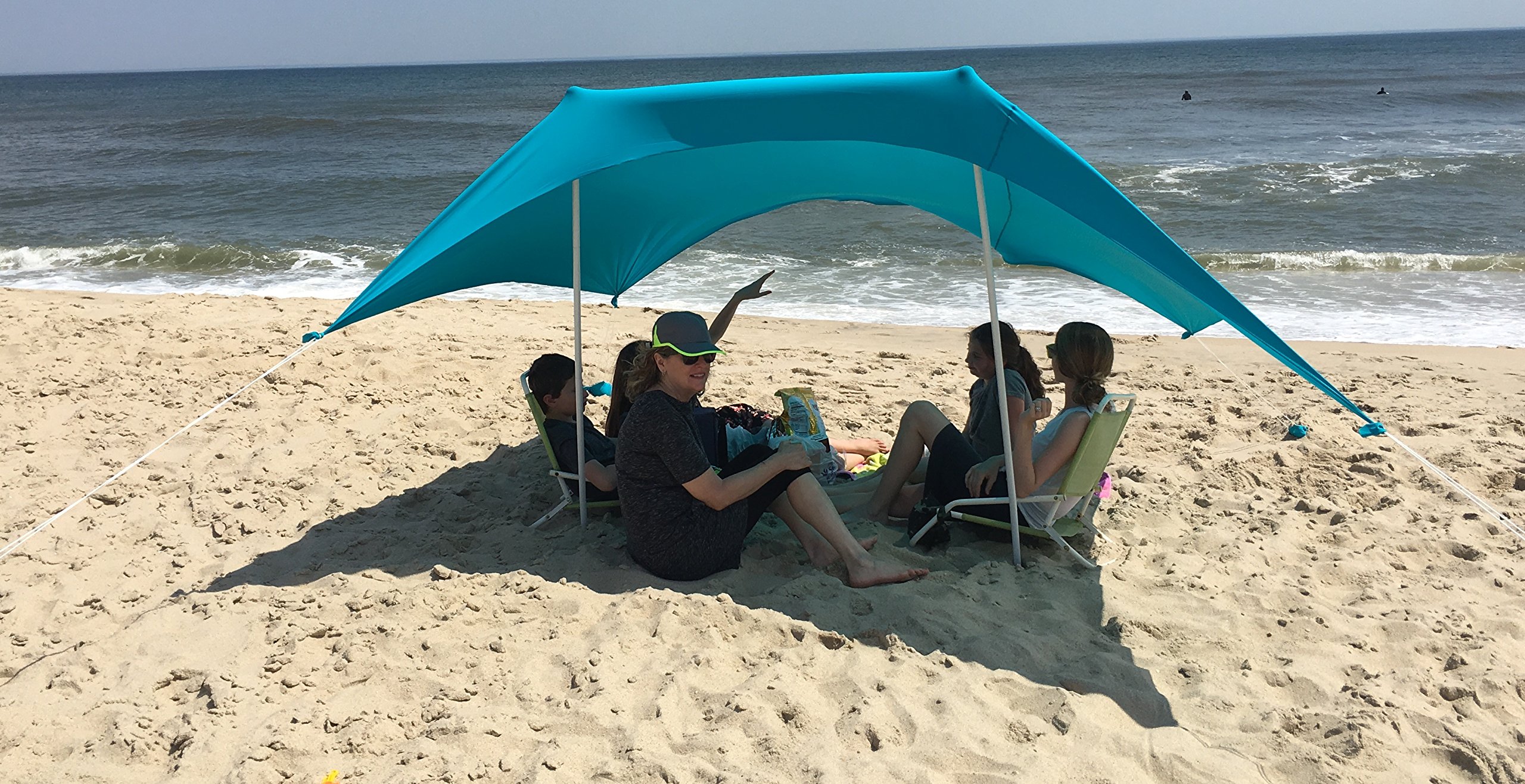 eZthings® UV Light Sun shade Protection Beach Shelters - Lightweight Tent Canopy with Sandbag Anchors (Light Blue, 7.5 x 7.5 ft - 6 ft Tall)