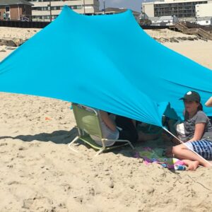 eZthings® UV Light Sun shade Protection Beach Shelters - Lightweight Tent Canopy with Sandbag Anchors (Light Blue, 7.5 x 7.5 ft - 6 ft Tall)