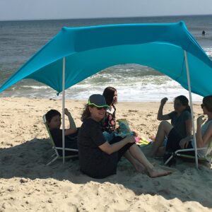 eZthings® UV Light Sun shade Protection Beach Shelters - Lightweight Tent Canopy with Sandbag Anchors (Light Blue, 7.5 x 7.5 ft - 6 ft Tall)