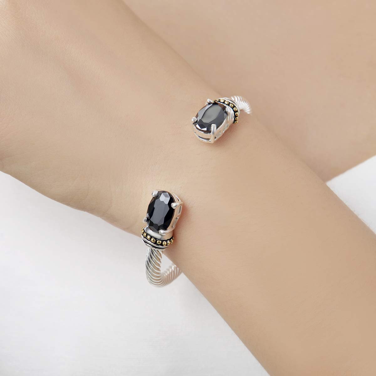 UNY Stainless Steel Cuff Bangles Crystal Mosaic Bracelet Bangle for Women Fashion Jewelry BR75854 (Clear)