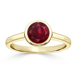 Diamond Wish 18K Yellow Gold Round-Cut Ruby Gemstone Solitaire Engagement Ring Bezel (3/4 cttw) Size 7.5