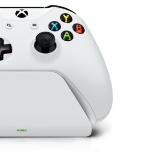 Controller Gear Robot White Xbox Pro Charging Stand (Controller Sold Separately) - Xbox One