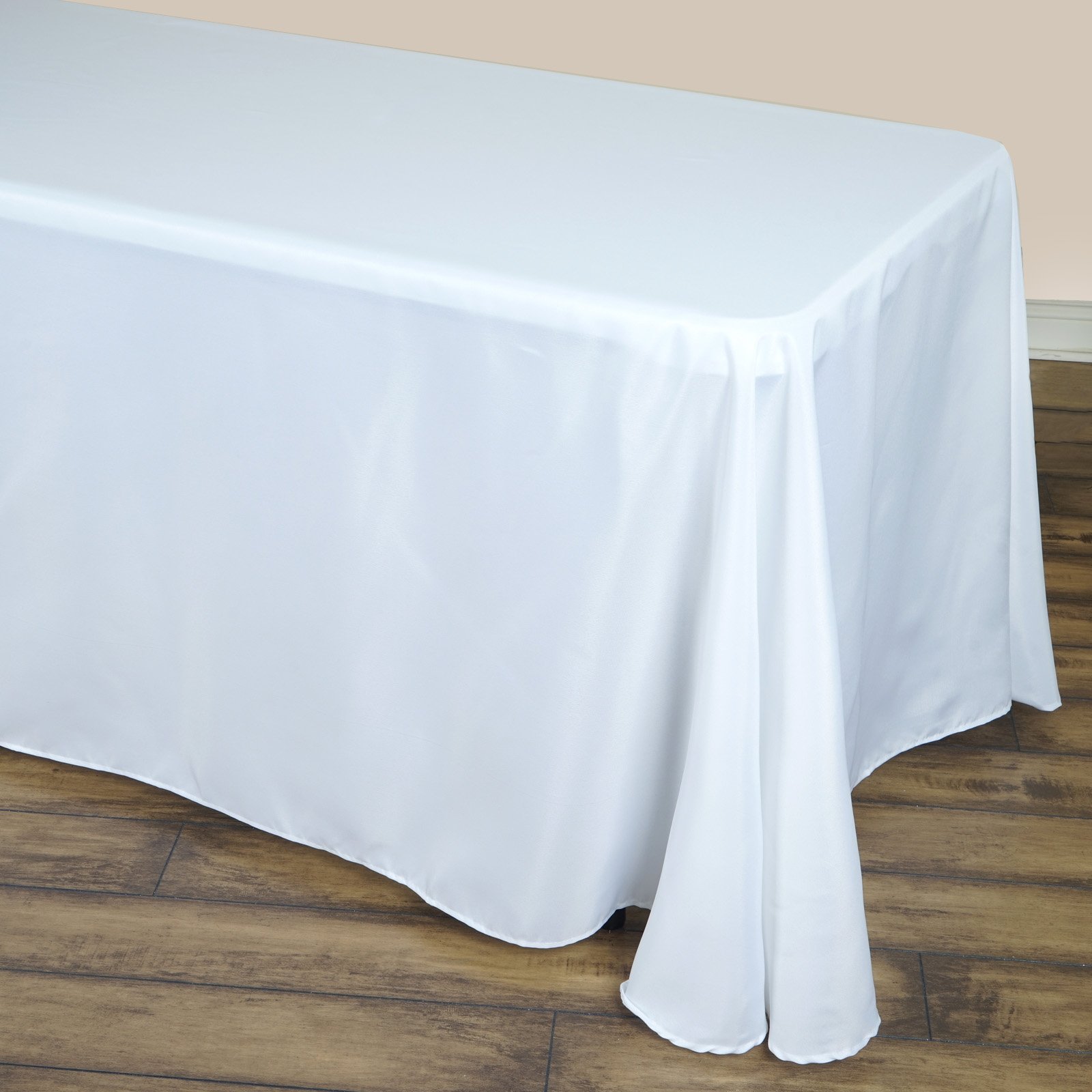 TABLECLOTHSFACTORY Round Corner Polyester Rectangle Tablecloths 90" x 132" - White