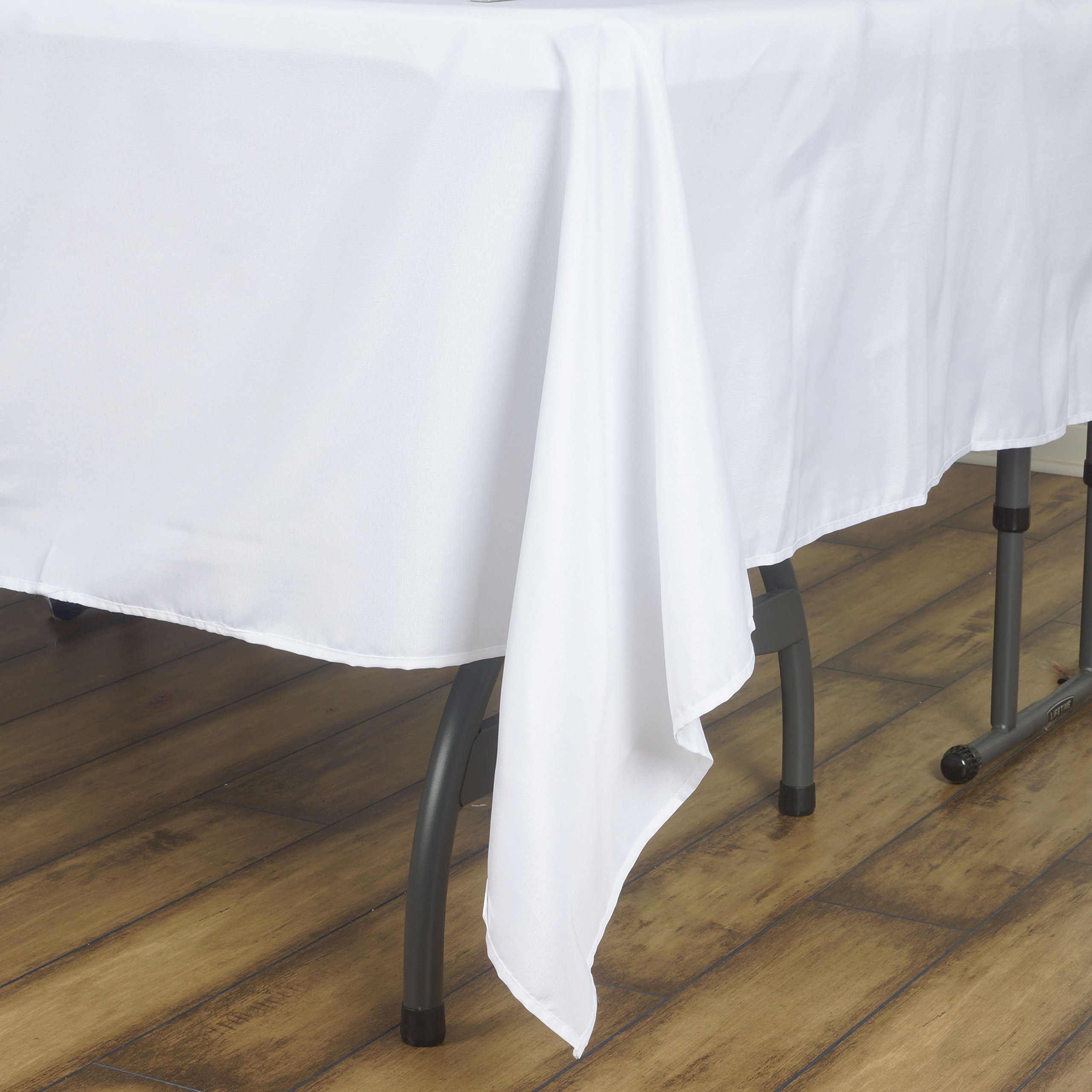 TABLECLOTHSFACTORY White 70" Square Tablecloth