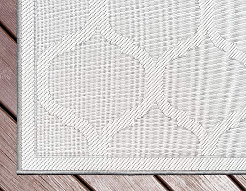 Unique Loom Outdoor Trellis Collection Area Rug - Moroccan (6' 1" x 9' Rectangle, Gray/ Silver)