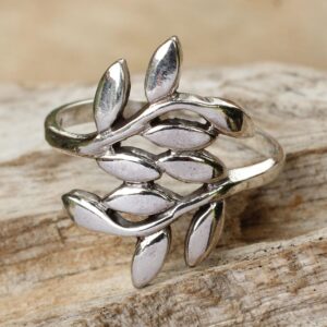 NOVICA Artisan Handmade .925 Sterling Silver Wrap Ring Thailand Leaf Tree [0.6 in L x 0.8 in W] 'Olive Wreath'