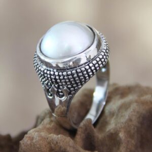 NOVICA Artisan Handcrafted Cultured Pearl Domed Ring Sterling Silver Mabe White Indonesia Birthstone [crownbezel 0.7 in L x 0.7 in W x 0.4 in H Band Width 3 mm W] ' Moon Mystique'