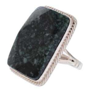 NOVICA Artisan Handmade Jade Cocktail Ring Collectible Modern Sterling Silver Green Guatemala Cypress [crownbezel 1.1 in L x 0.8 in W x 0.2 in H Band Width 3 mm W] ' Maya Princess'