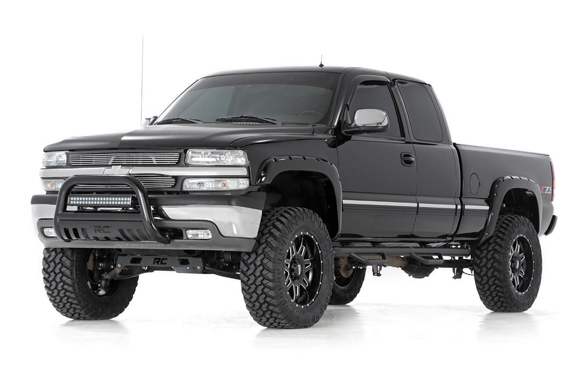 Rough Country 6" Suspension Lift Kit for 1999-2006 Chevy/GMC 1500 4WD - 27220A