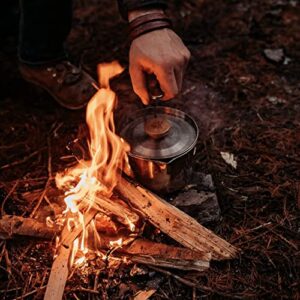 überleben Kessel Stainless Steel Camping Kettle for Boiling Water - Camping Tea Kettle w/Locking Lid & Steam Vents, 37fl oz (1.1L) - Camp Fire Coffee Pot w/Canvas Bag - Bushcraft Camping Essentials