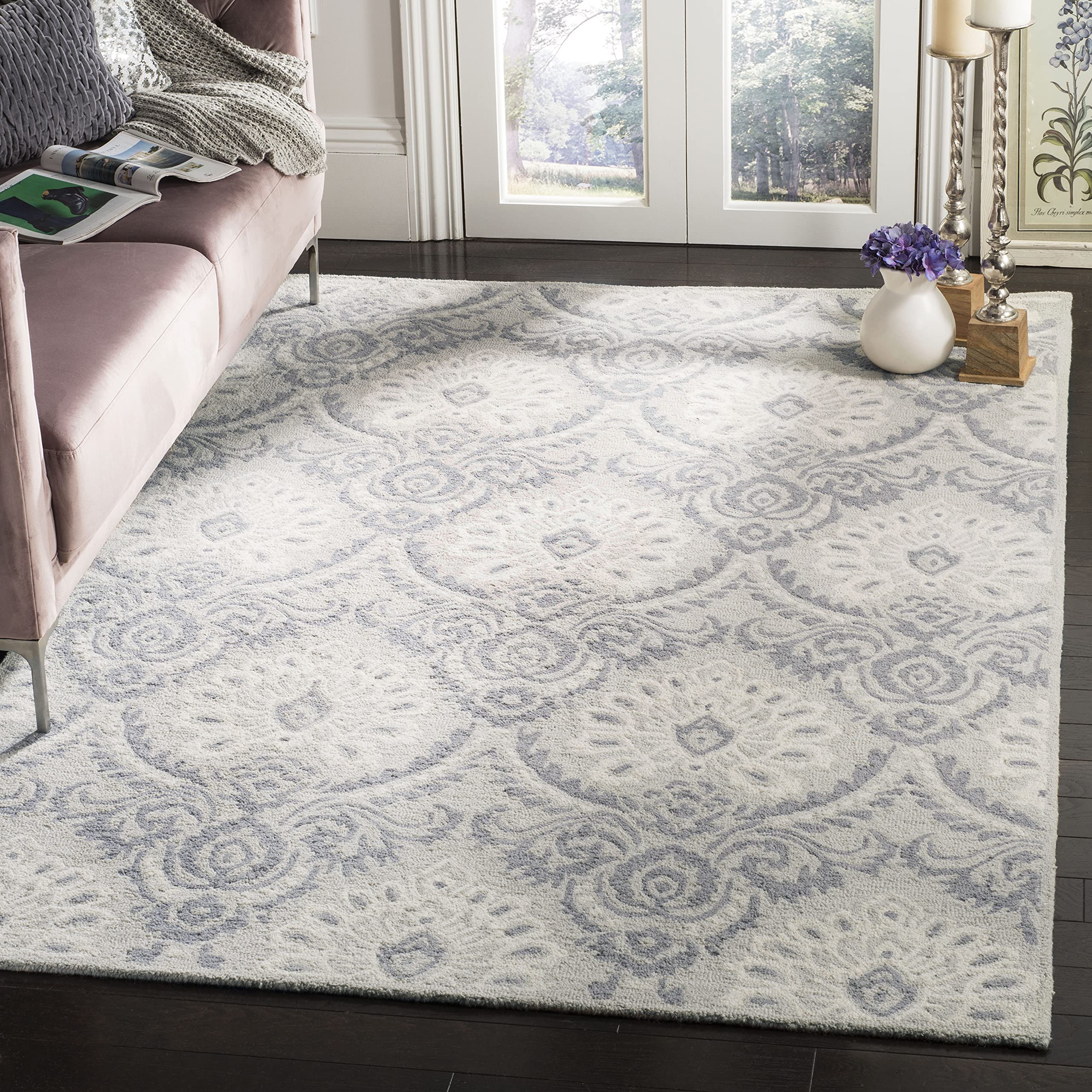 SAFAVIEH Blossom Collection 5' x 8' Light Grey/Ivory BLM106A Handmade Premium Wool Area Rug