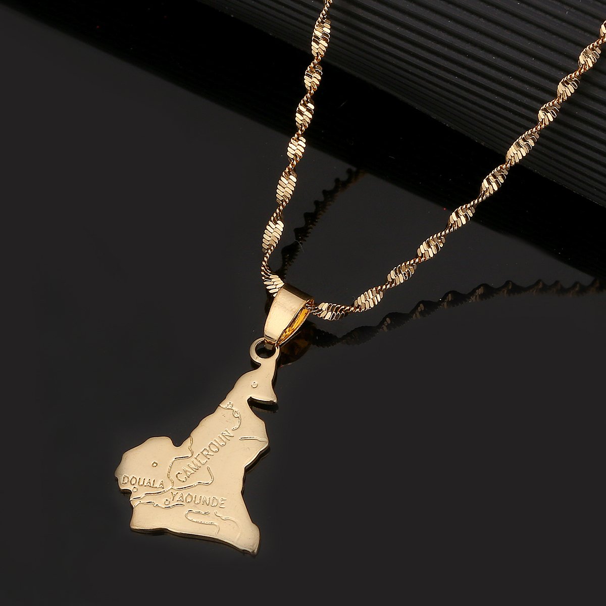 République du Cameroun Map Pendant Necklace Douala Yaounde Africa Jewelry Cameroon Map Necklaces