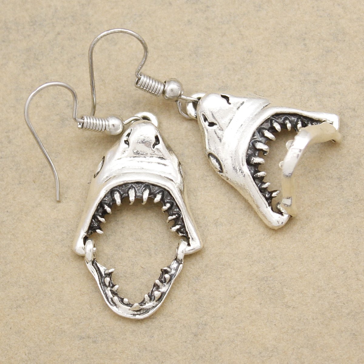 RechicGu Vintage Silver Shark Hinged Moveable Tooth Jaws Skull Hell Demon Mouth Dangle Earrings Fancy Dress