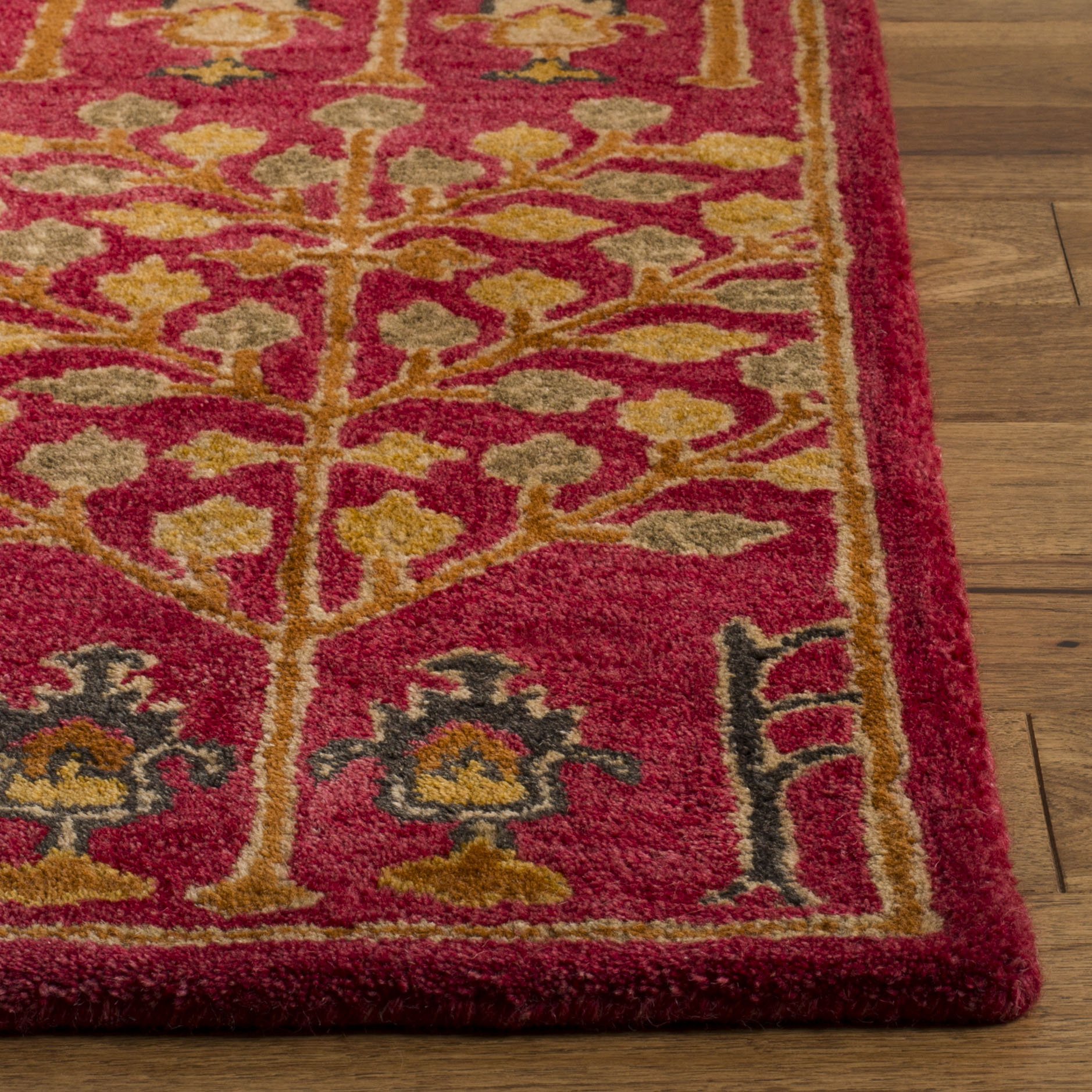 SAFAVIEH Heritage Collection Area Rug - 8' x 10', Red & Multi, Handmade Traditional Oriental Wool, Ideal for High Traffic Areas in Living Room, Bedroom (HG418Q)