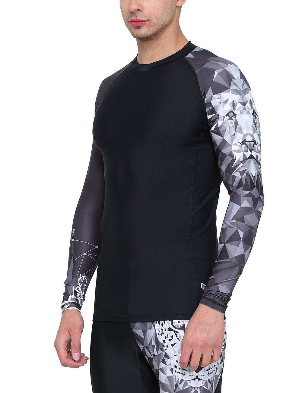 HUGE SPORTS Wildling Series UV Protection Quick Dry Compression Rash Guard (Lion,2XL)